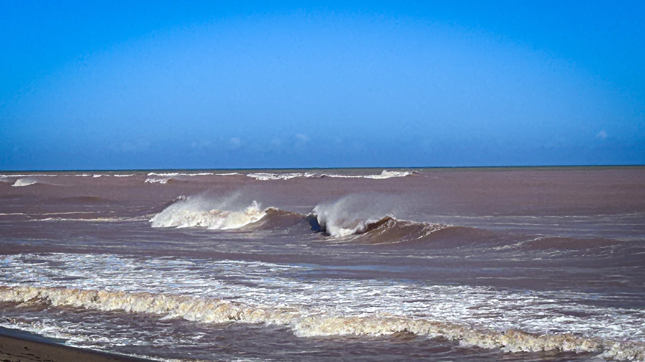 Registro da pesquisa de Onda Cabocla entre o rio e o mar